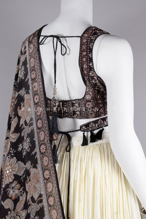 Elegant Cream/Black Georgette Lehenga Choli with Mirror Work – Palkhi Fashion