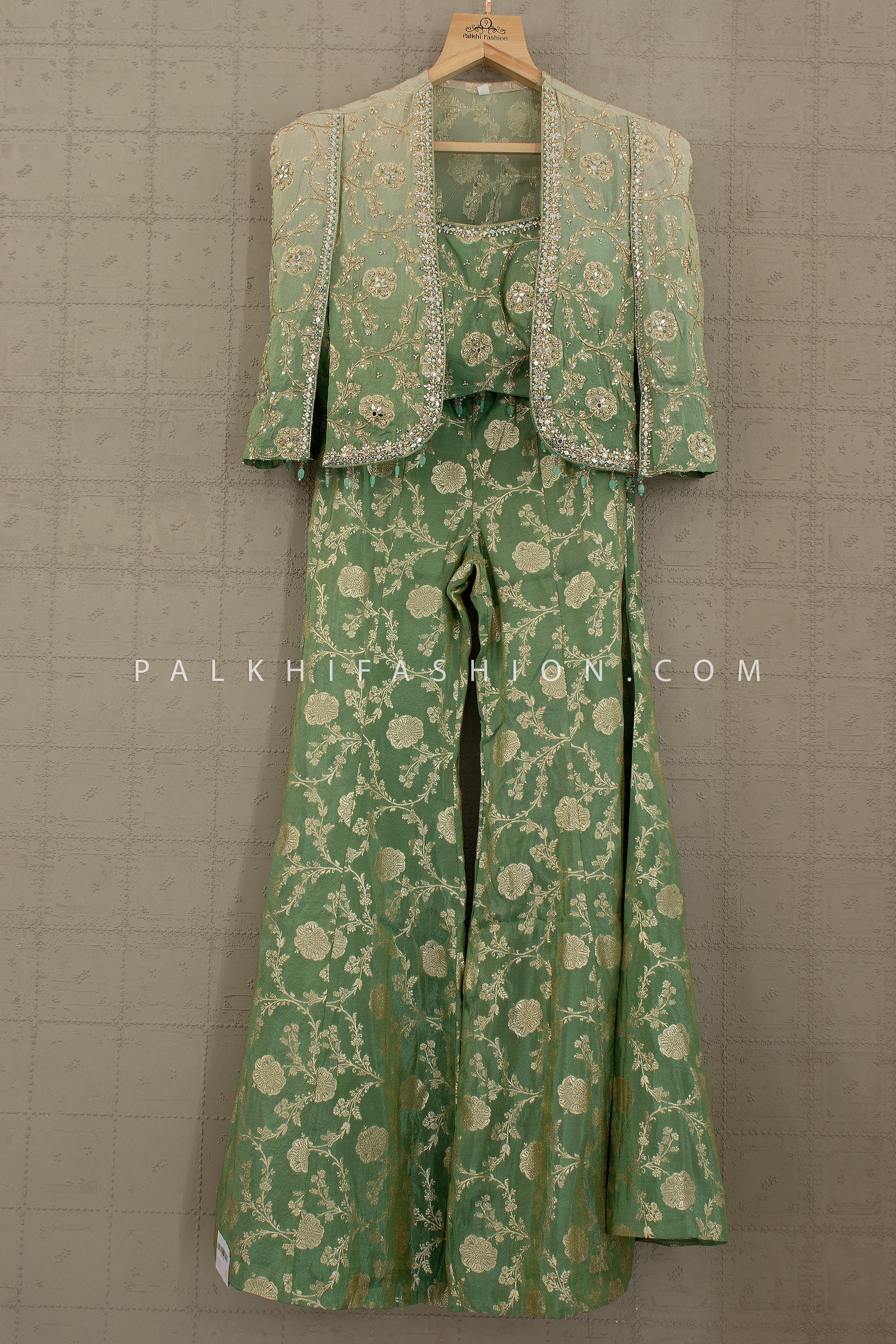 Enchanting Ombre Green Banarasi Crop Top Palazzo with Embellished Jacket – Palkhi Fashion