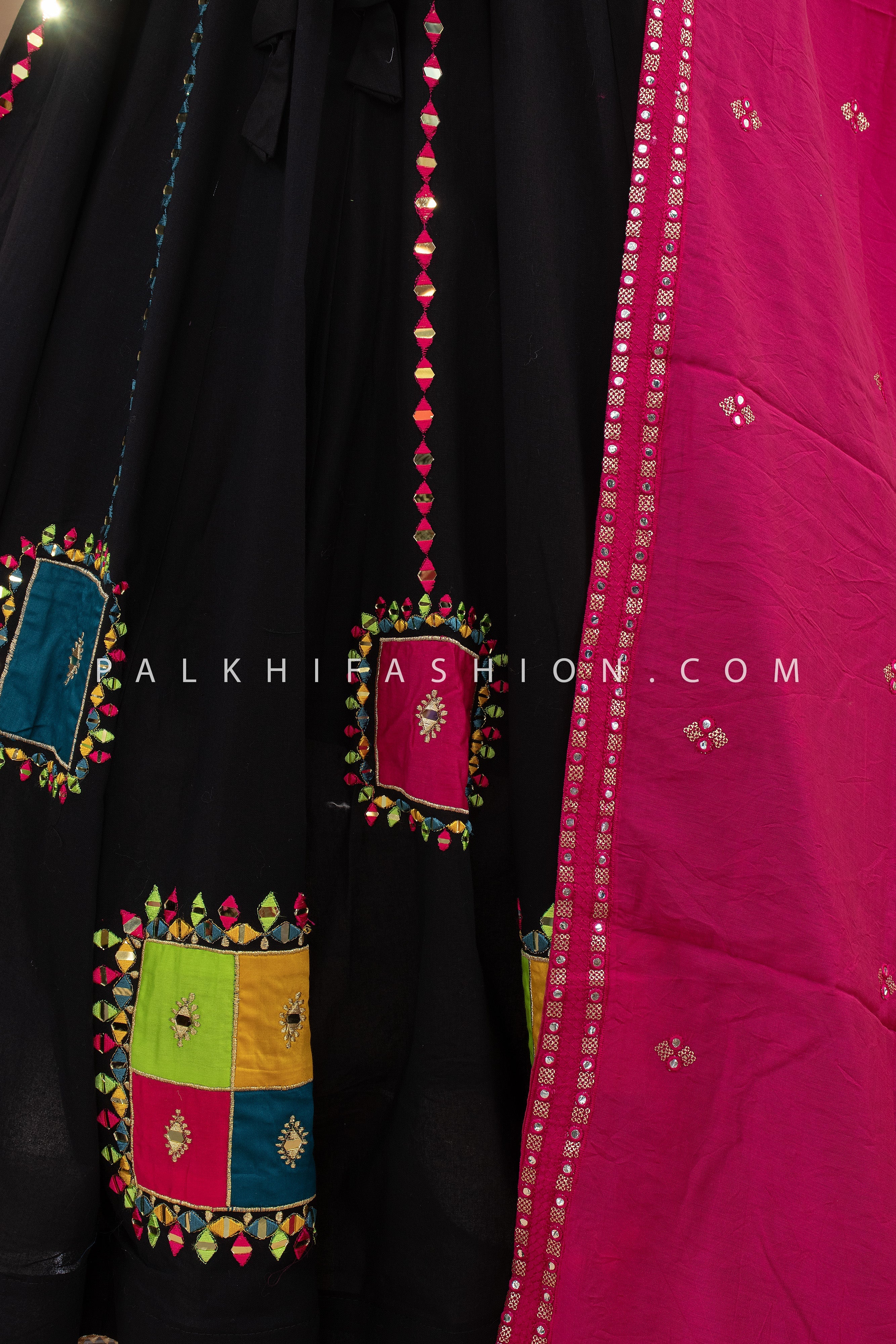 🖤 Festive Splendor: Bold Black Navratri Chaniya Choli with Multicolor Mirror Work – Palkhi Fashion
