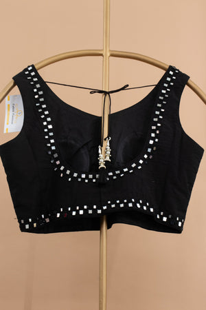 🖤 Midnight Mirage: Black Leheriya Navratri Chaniya Choli with Mirror Work – Palkhi Fashion
