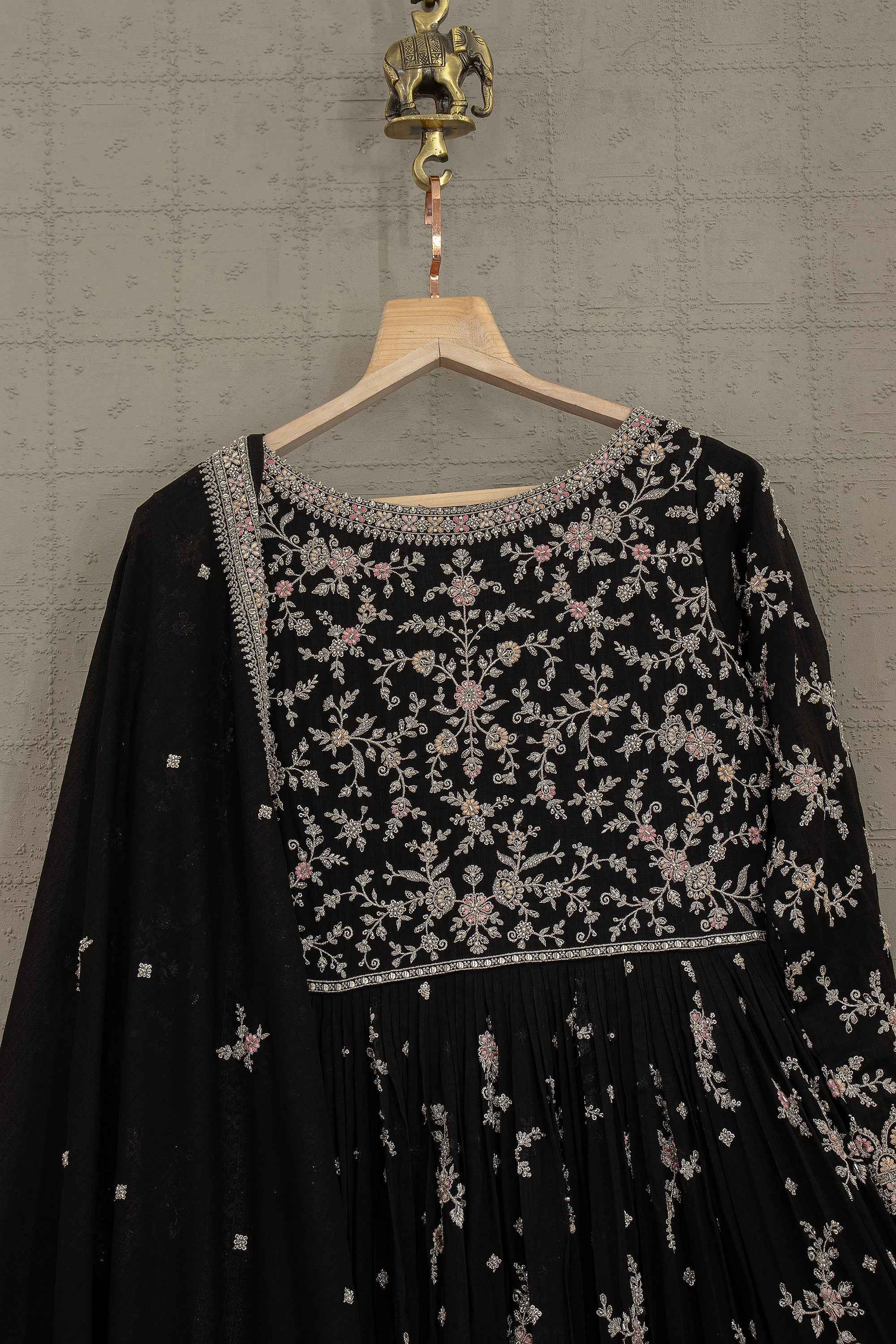 anarkali dress black Black Anarkali Harry Wed Kelly