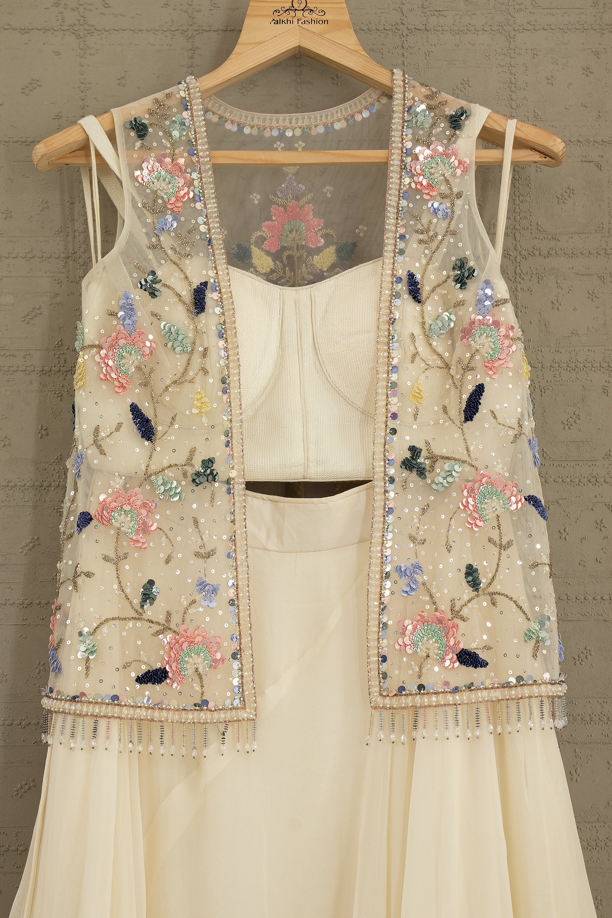 Modern Muse: Champagne Hand - Embroidered Jacket Lehenga Set – Palkhi Fashion