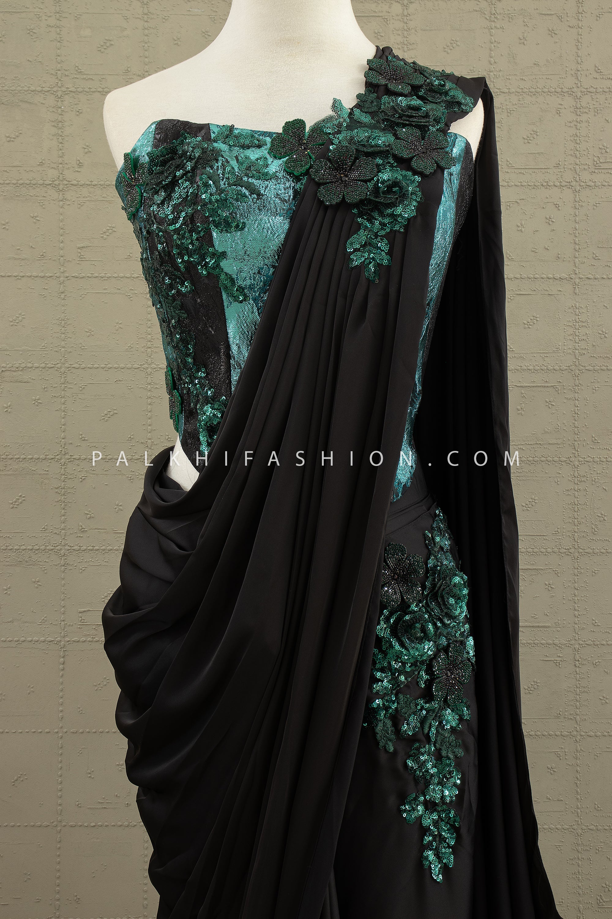 🖤 Noir Enchanté: Black & Teal Sculpted Drape Saree with 3D Floral Embellishments – Palkhi Fashion