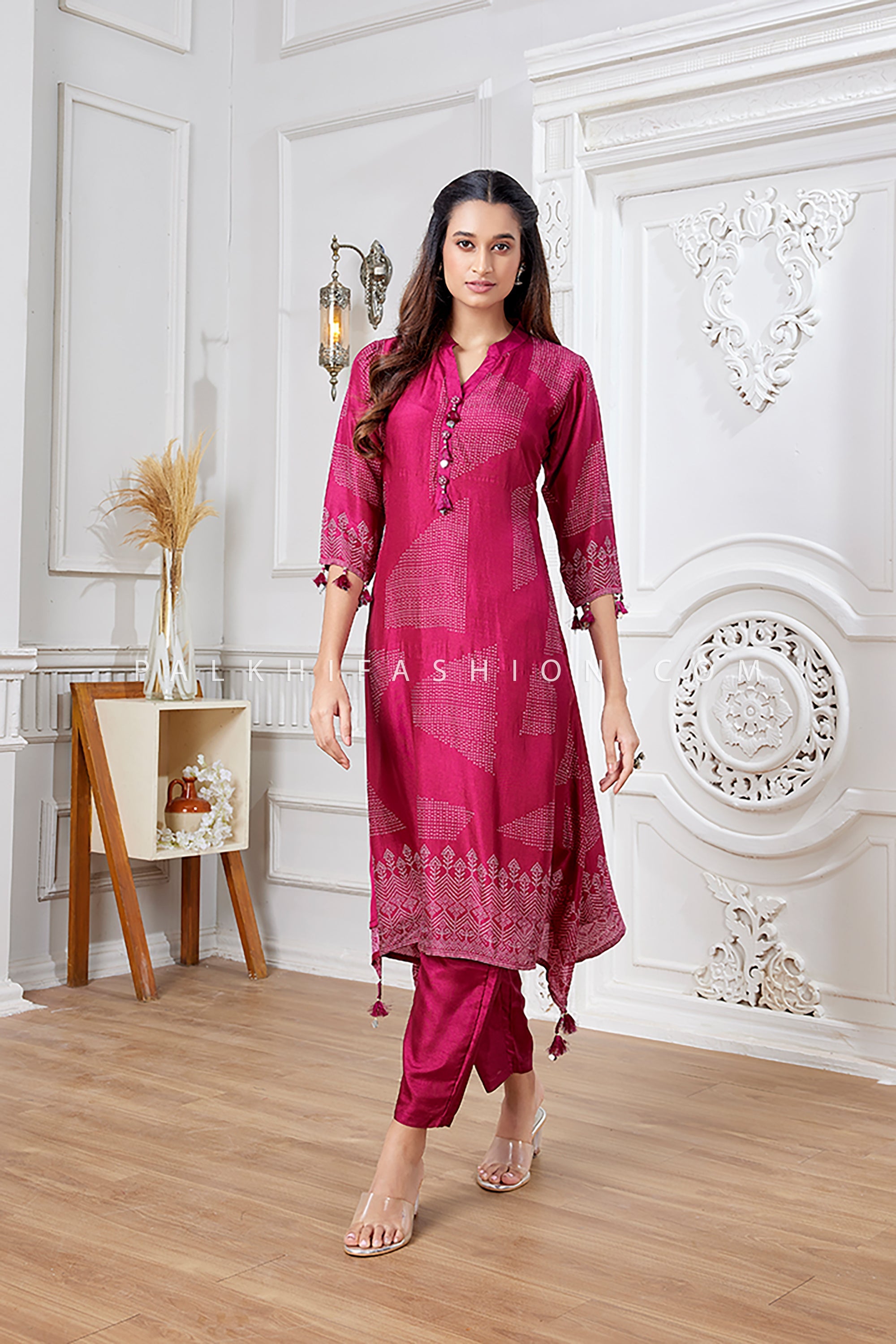 Printed Kurta Pant Ensemble with Ethnic Motifs – Palkhi Fashion