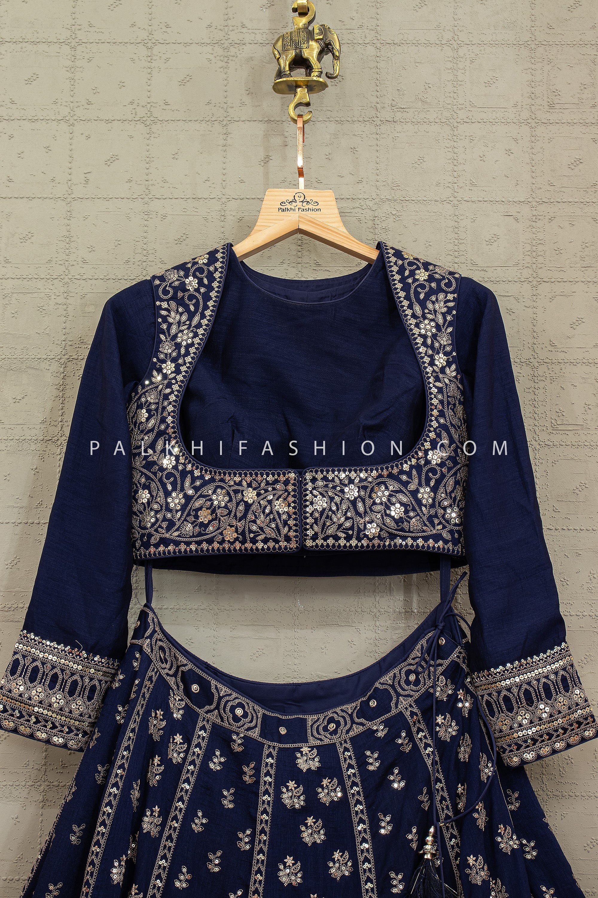 Royal Midnight Elegance – Navy Blue Designer Lehenga Choli Set – Palkhi Fashion