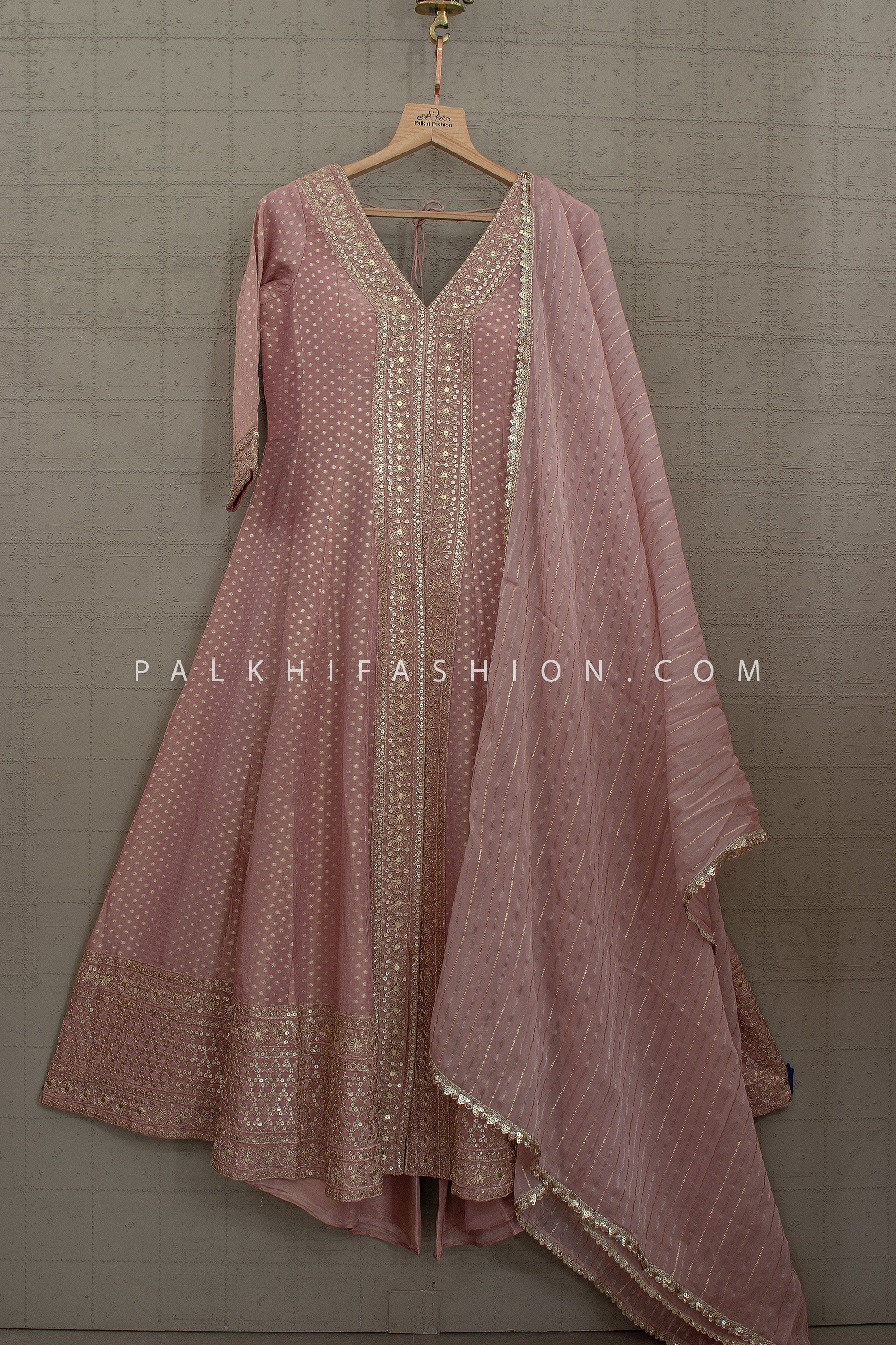 Soft Regal Glow – Dusty Rose Banarasi Embroideried Palazzo Suit – Palkhi Fashion