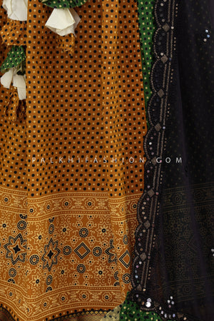 Timeless Heritage: Premium Cotton Ajarakh Navratri Chaniya Choli – Palkhi Fashion