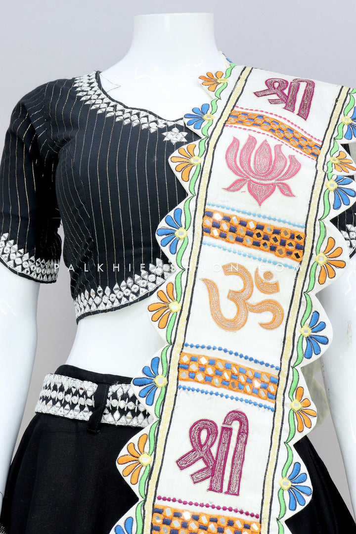 Black Designer Navratri Chaniya Choli With Appealing Style - Palkhi Fashion