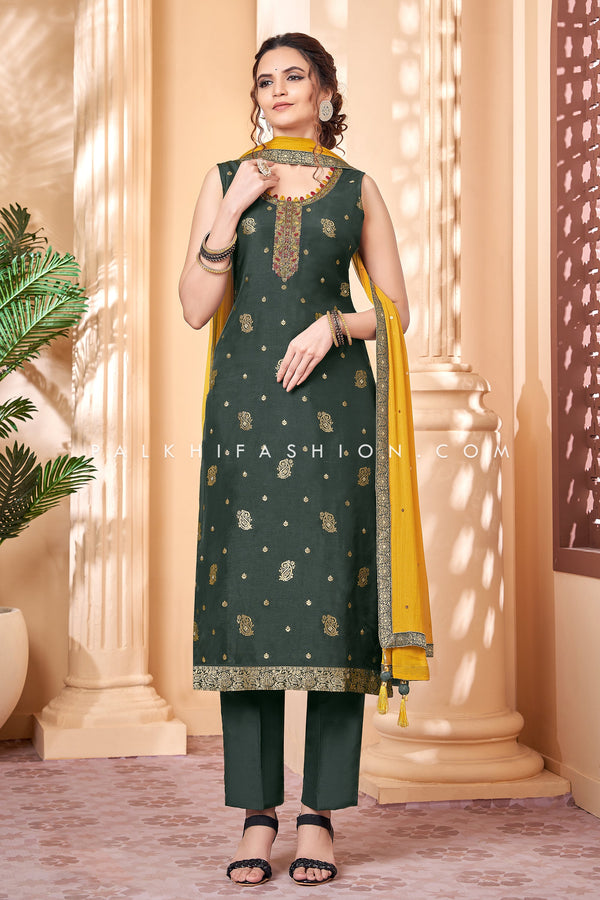 Emerald Green Straight-Cut Outfit With Elegant Work - Palkhi Fashion